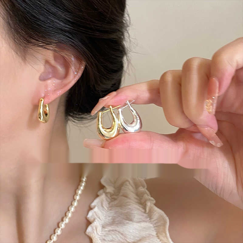 Silver Needle Retro Geometric Metal Earrings Female Niche Temperament